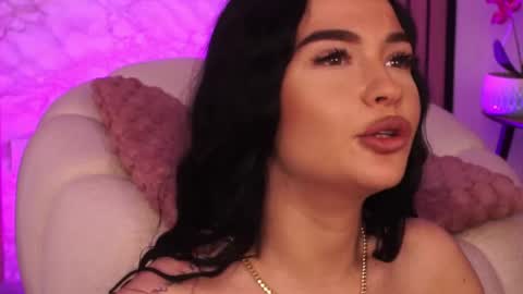 Snapshot of sashalorrenz chatting on 06-03-26, 02:44 Sasha online show from 06-03-26, 02:44