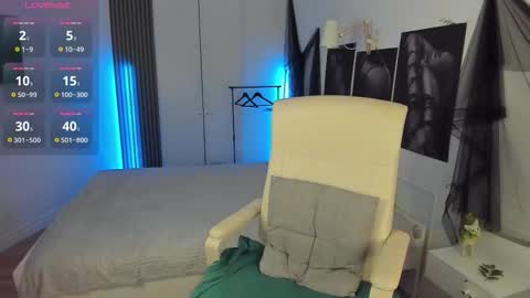 Sasha  online show from 09-16-25, 01:34