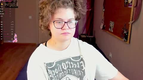 Snapshot of sashy_way chatting on 12-08-24, 05:11 .Alexandra online show from 12-08-24, 05:11