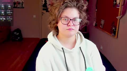 Snapshot of sashy_way chatting on 01-03-25, 03:05 .Alexandra online show from 01-03-25, 03:05