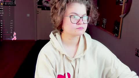 Snapshot of sashy_way chatting on 01-18-25, 09:45 .Alexandra online show from 01-18-25, 09:45