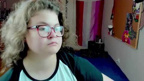 Snapshot of sashy_way chatting on 09-08-25, 09:14 .Alexandra online show from 09-08-25, 09:14