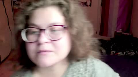 Snapshot of sashy_way chatting on 10-08-25, 06:49 .Alexandra online show from 10-08-25, 06:49