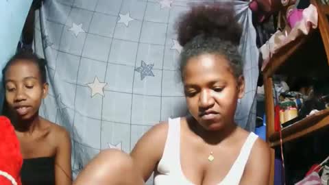 sasivia08 online show from 04-13-26, 09:53