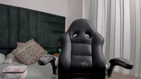 Snapshot of saskiagrendel chatting on 05-15-26, 10:50 saskiagrendel online show from 05-15-26, 10:50
