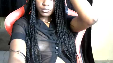 Snapshot of sassy_lyne chatting on 05-11-26, 07:58 sassy_lyne online show from 05-11-26, 07:58