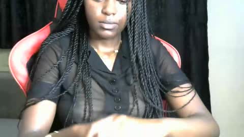 Snapshot of sassy_lyne chatting on 05-12-26, 10:23 sassy_lyne online show from 05-12-26, 10:23
