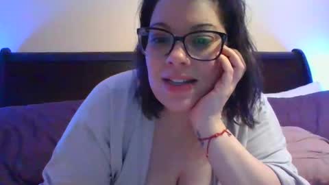 Snapshot of sassyavarose chatting on 12-23-25, 03:37 sassyavarose online show from 12-23-25, 03:37