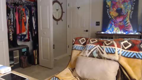 Trish online show from 02-04-25, 02:28