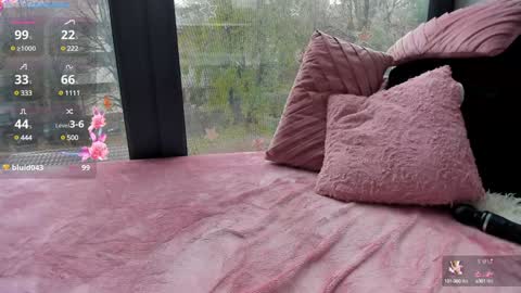 Snapshot of sassyt33n chatting on 12-10-24, 10:38 sassyt33n online show from 12-10-24, 10:38