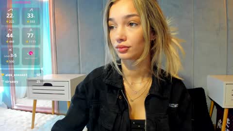 Snapshot of sassyt33n chatting on 09-11-25, 08:47 sassyt33n online show from 09-11-25, 08:47