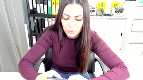 Snapshot of sassytiff chatting on 11-18-25, 01:48 sassytiff online show from 11-18-25, 01:48