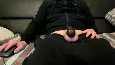Snapshot of sastinacum chatting on 11-11-25, 03:50 hardluckydick online show from 11-11-25, 03:50