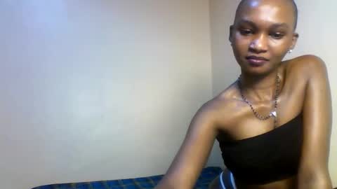 Snapshot of sasy_tina chatting on 02-19-26, 12:23 Tina online show from 02-19-26, 12:23