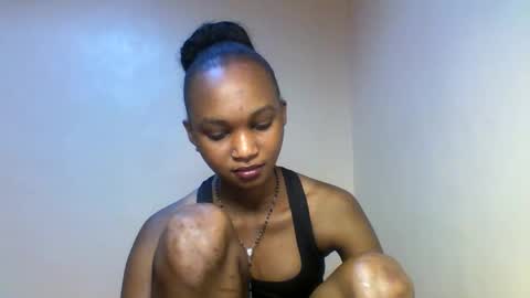 Snapshot of sasy_tina chatting on 02-23-26, 01:19 Tina online show from 02-23-26, 01:19