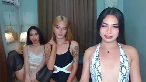 Snapshot of satiable_sashax chatting on 12-02-24, 09:24 Sasha online show from 12-02-24, 09:24