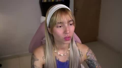 I AM JENN  online show from 03-05-26, 04:08