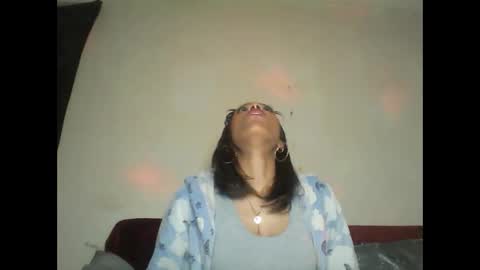 Shaniiice online show from 10-03-25, 08:39