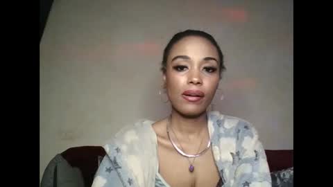 Shaniiice online show from 05-06-26, 12:08