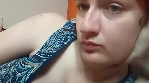 Snapshot of saucybear666 chatting on 02-07-25, 10:09 SnowBunny online show from 02-07-25, 10:09