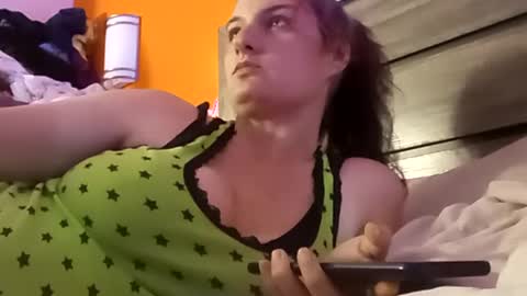 Snapshot of saucybear666 chatting on 02-10-25, 01:57 SnowBunny online show from 02-10-25, 01:57