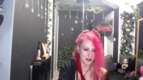 SaucySky online show from 03-24-26, 10:04