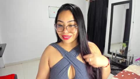 Snapshot of sava_lee chatting on 01-23-25, 02:55 Sava lee online show from 01-23-25, 02:55