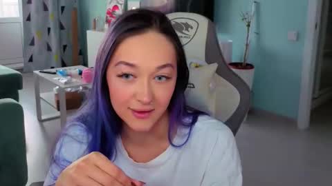 Ariel online show from 02-25-26, 03:05