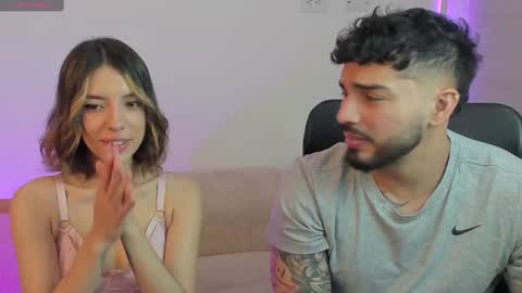 Snapshot of savagesweethearts chatting on 09-09-25, 01:38 savagesweethearts online show from 09-09-25, 01:38