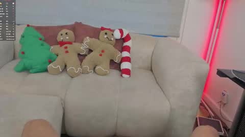 Snapshot of savagesweethearts chatting on 11-23-25, 10:42 savagesweethearts online show from 11-23-25, 10:42