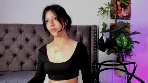 Snapshot of savannah_cameron chatting on 12-12-24, 03:37 Savannah online show from 12-12-24, 03:37