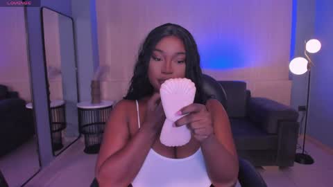 S a v a n n a h  online show from 05-08-26, 11:15