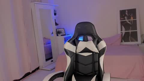 Savannahwildee online show from 12-02-24, 07:16