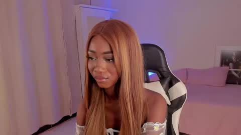 Savannahwildee online show from 12-03-24, 08:39