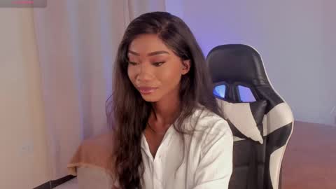 Savannahwildee online show from 02-08-25, 09:04