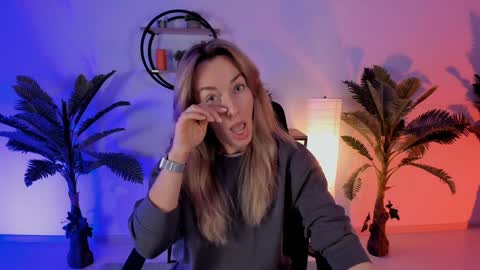 save the qween online show from 01-19-25, 05:26