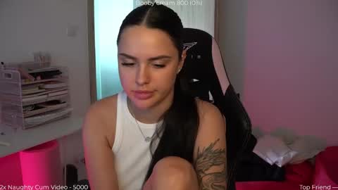 Snapshot of savvage_play chatting on 05-29-26, 11:08 Naomi online show from 05-29-26, 11:08