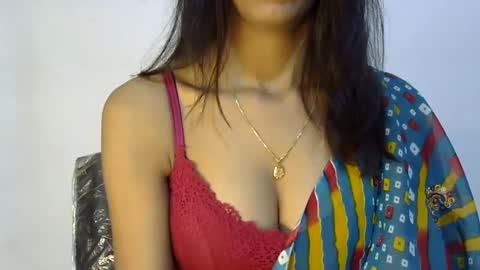 Snapshot of saxee_love chatting on 12-13-24, 08:30 saxee online show from 12-13-24, 08:30