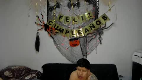 Snapshot of say_tony chatting on 10-16-25, 05:52 say_tony online show from 10-16-25, 05:52