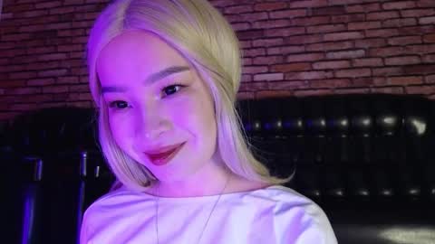 Snapshot of saya_lin chatting on 10-03-25, 04:20 Saya online show from 10-03-25, 04:20