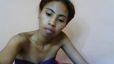 Snapshot of sayaah01 chatting on 06-13-26, 06:50 sayaah01 online show from 06-13-26, 06:50