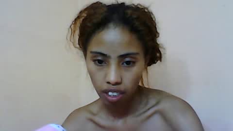 Snapshot of sayaah01 chatting on 06-15-26, 07:38 sayaah01 online show from 06-15-26, 07:38
