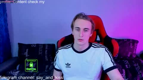 Snapshot of sayfer78 chatting on 02-28-25, 05:37 sayfer online show from 02-28-25, 05:37