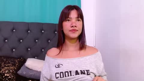 Snapshot of saykimmy chatting on 09-19-25, 02:35 saykimmy online show from 09-19-25, 02:35