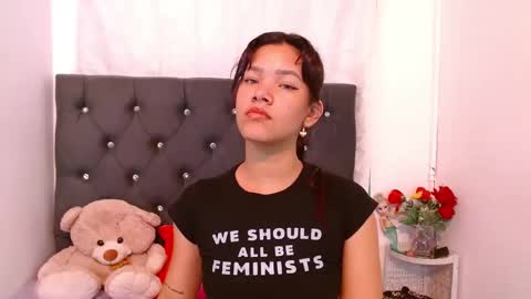 Snapshot of saykimmy chatting on 11-10-25, 06:56 saykimmy online show from 11-10-25, 06:56