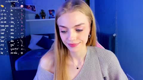 Snapshot of sayl0r_moon chatting on 01-16-25, 03:34 Kira GMT 7 Mon Thu-Sun 0800am-0200pm online show from 01-16-25, 03:34