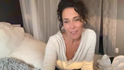 Snapshot of sayplsgdgrl chatting on 02-26-25, 11:26 Good Girls Say Please...and Thank You online show from 02-26-25, 11:26