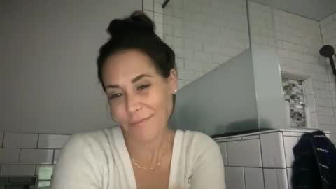 Snapshot of sayplsgdgrl chatting on 11-25-25, 03:56 Good Girls Say Please...and Thank You online show from 11-25-25, 03:56