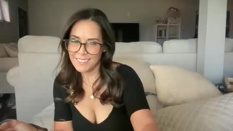 Snapshot of sayplsgdgrl chatting on 12-15-25, 07:07 Good Girls Say Please...and Thank You online show from 12-15-25, 07:07