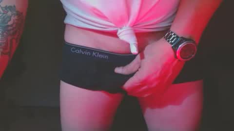 Snapshot of sbutter chatting on 12-08-24, 04:07 sbutter online show from 12-08-24, 04:07